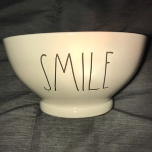 Rae Dunn bowl